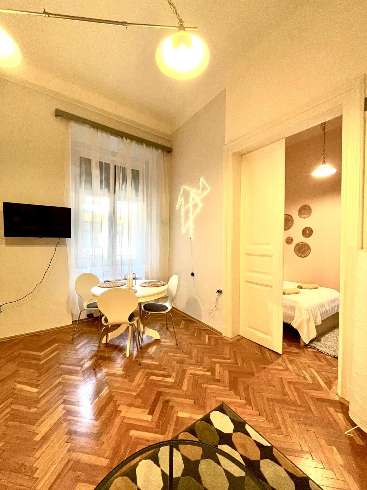 Fanni'S Cosy Home Express Apartment In The City Centre Будапеща Екстериор снимка