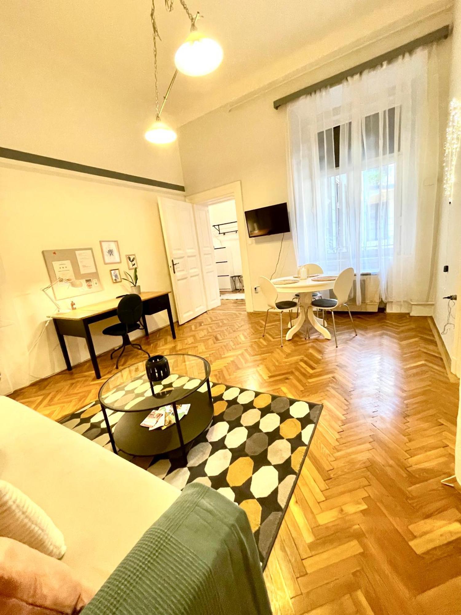 Fanni'S Cosy Home Express Apartment In The City Centre Будапеща Екстериор снимка