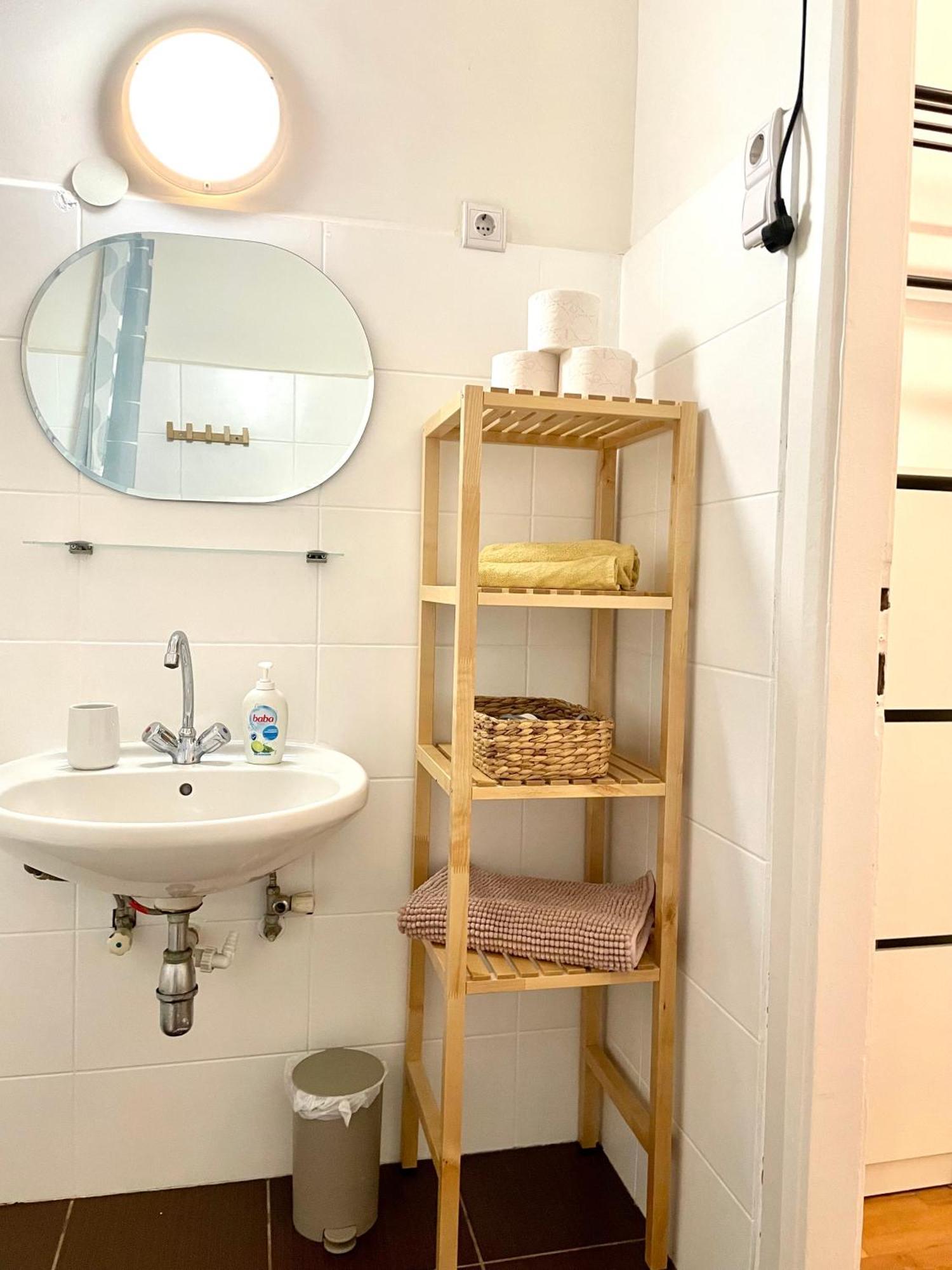 Fanni'S Cosy Home Express Apartment In The City Centre Будапеща Екстериор снимка